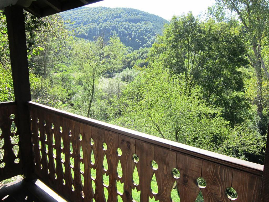 Golden Horn Guest House Iskrets Buitenkant foto