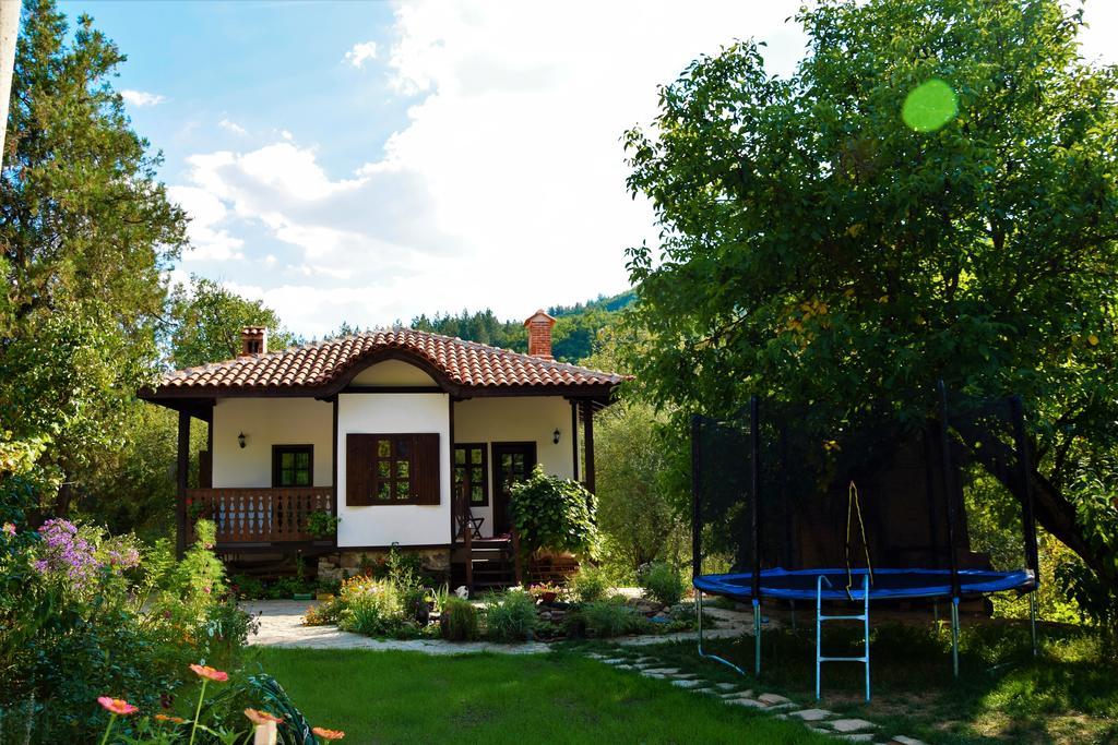 Golden Horn Guest House Iskrets Buitenkant foto